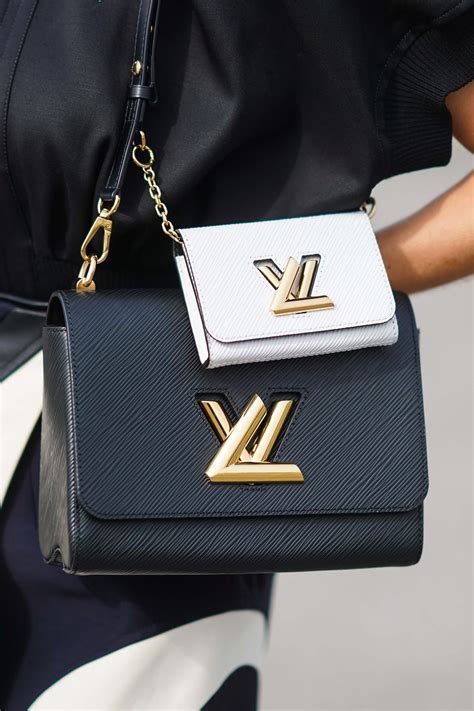 Louis Vuitton joins China’s JD.com amid online luxury 